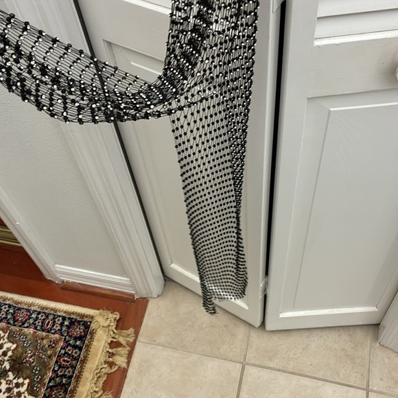 Crystal cover up - Picture 6 of 17